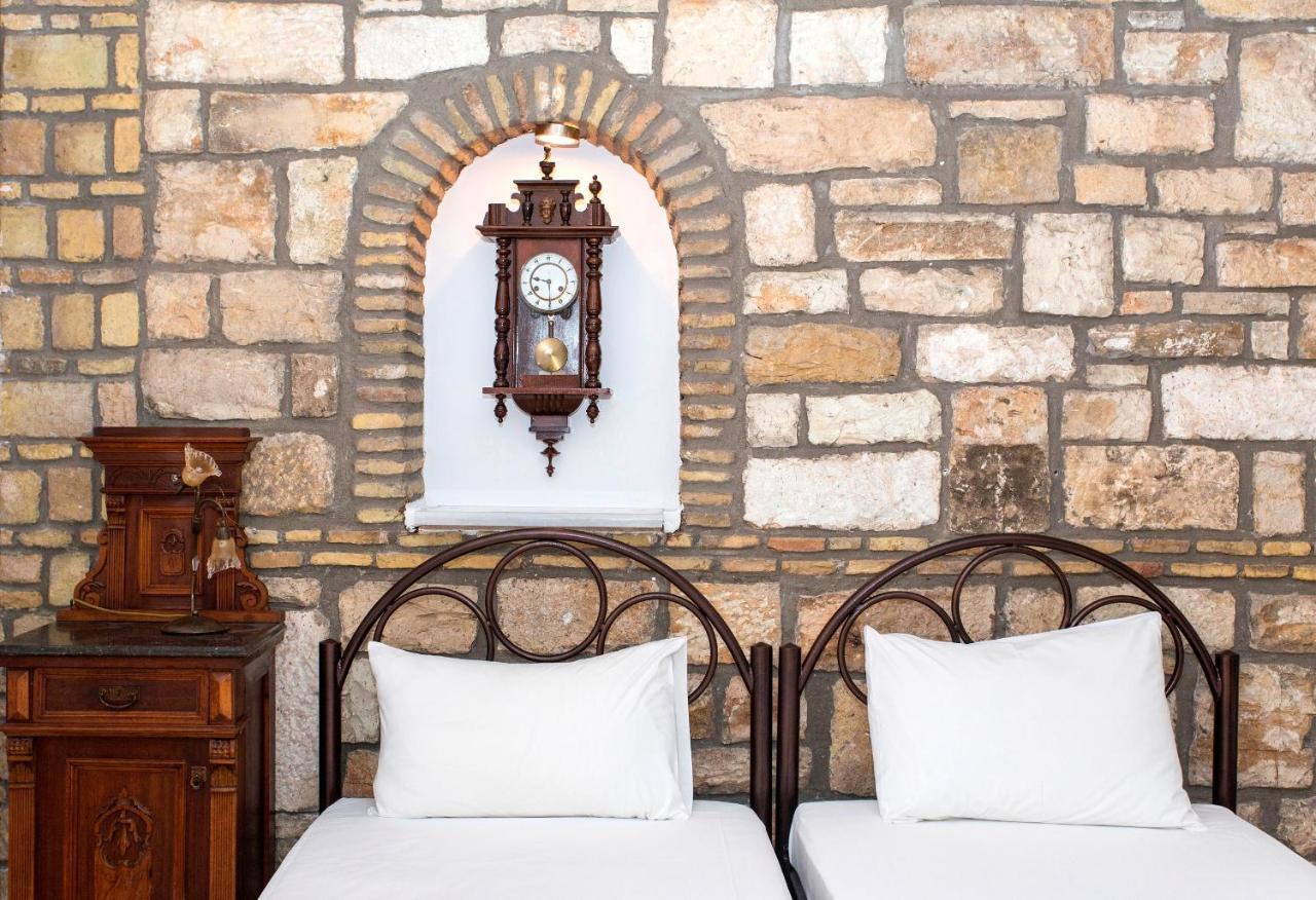 The Old Town Hall Parga Exterior photo